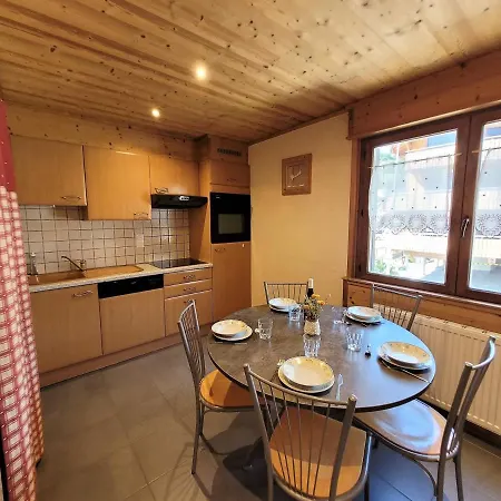 Louez Un 3 Etoiles A Deux Pas Des Remontees Mecaniques Au Coeur Des Gets ! - Fr-1-598-102 Apartman *